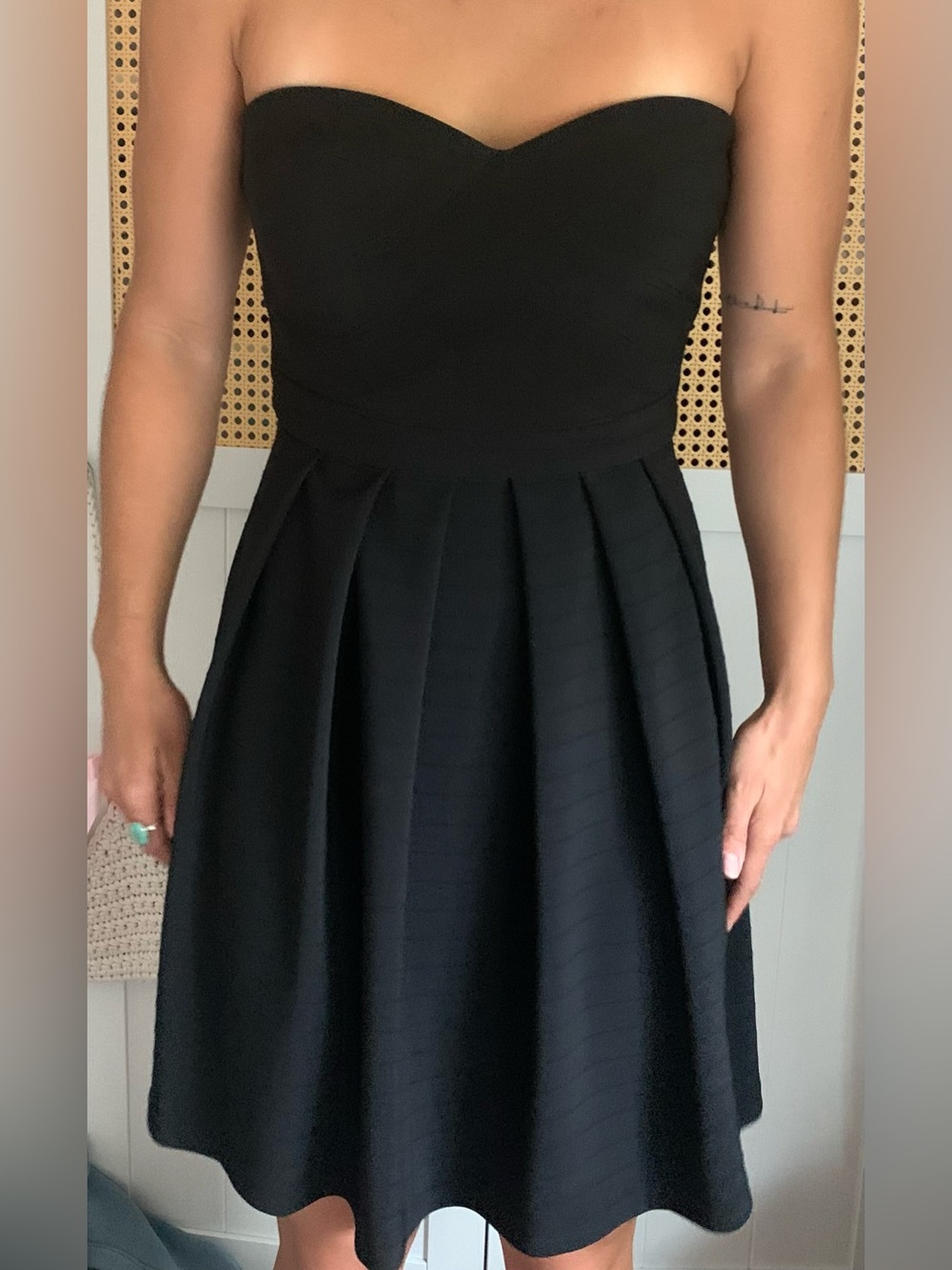 Guess Elegant Black Strapless Dress